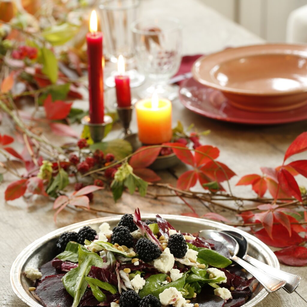 Salat mit Roter Bete und Brombeeren