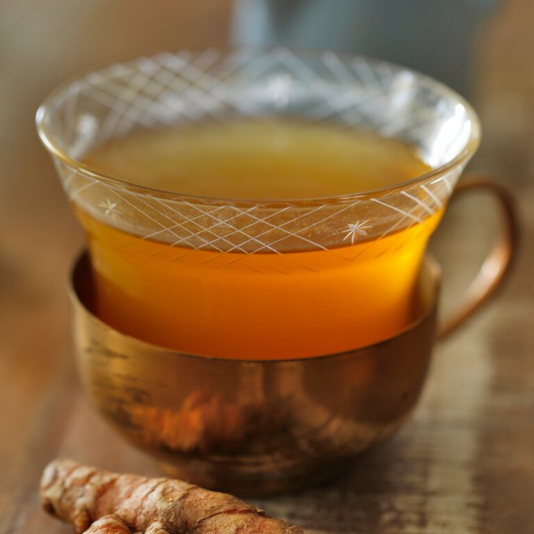 Kurkuma-Tee ist gesund.